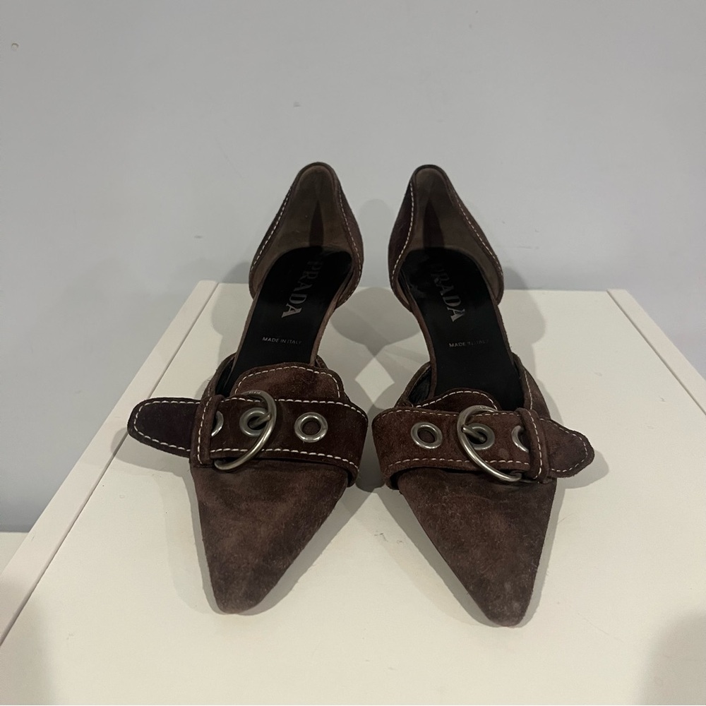 Vtg Prada Dark Brown Buckle Kitten Heels 37 Suede Y2K - Picture 7 of 8
